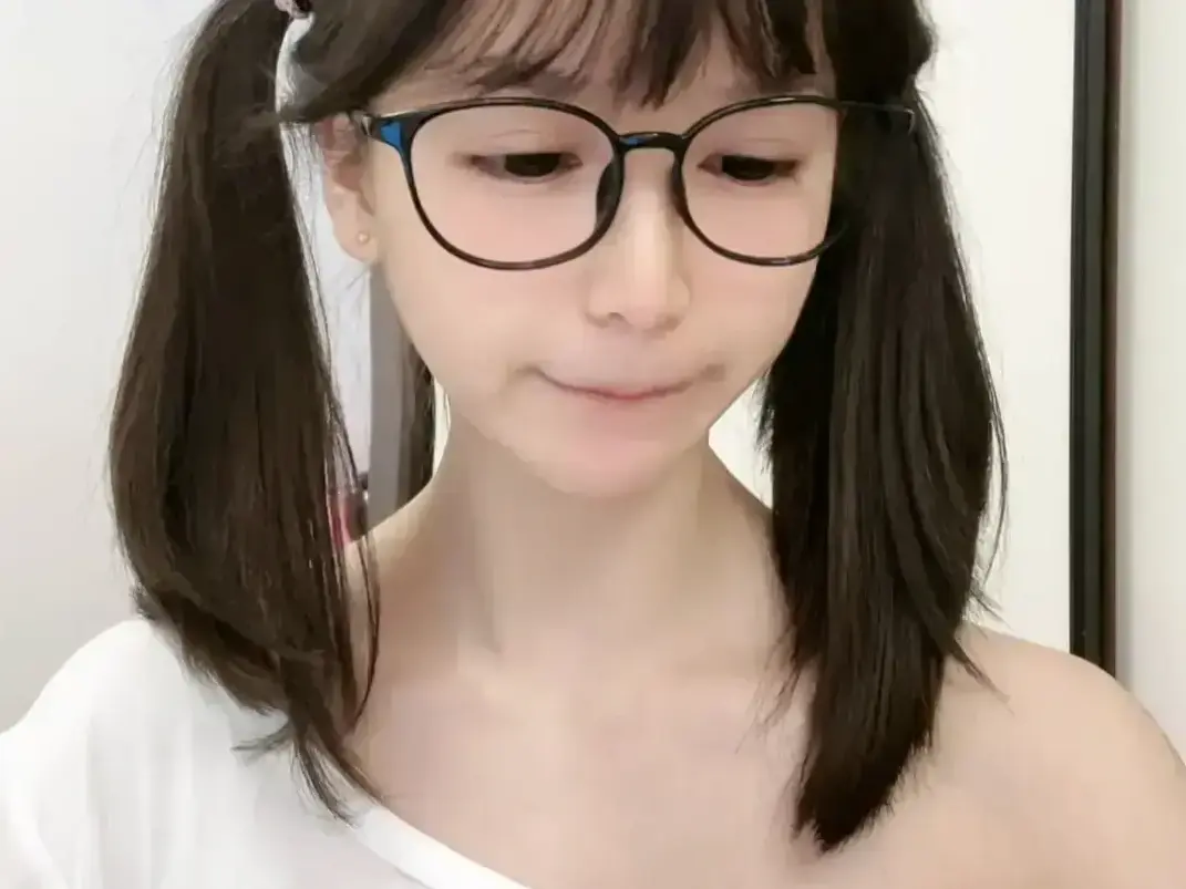 《萌小栖》天才交易员咯咯哒vlog原视频无删减全集免费观看-《萌小栖》高清完整版资源值得二刷细品