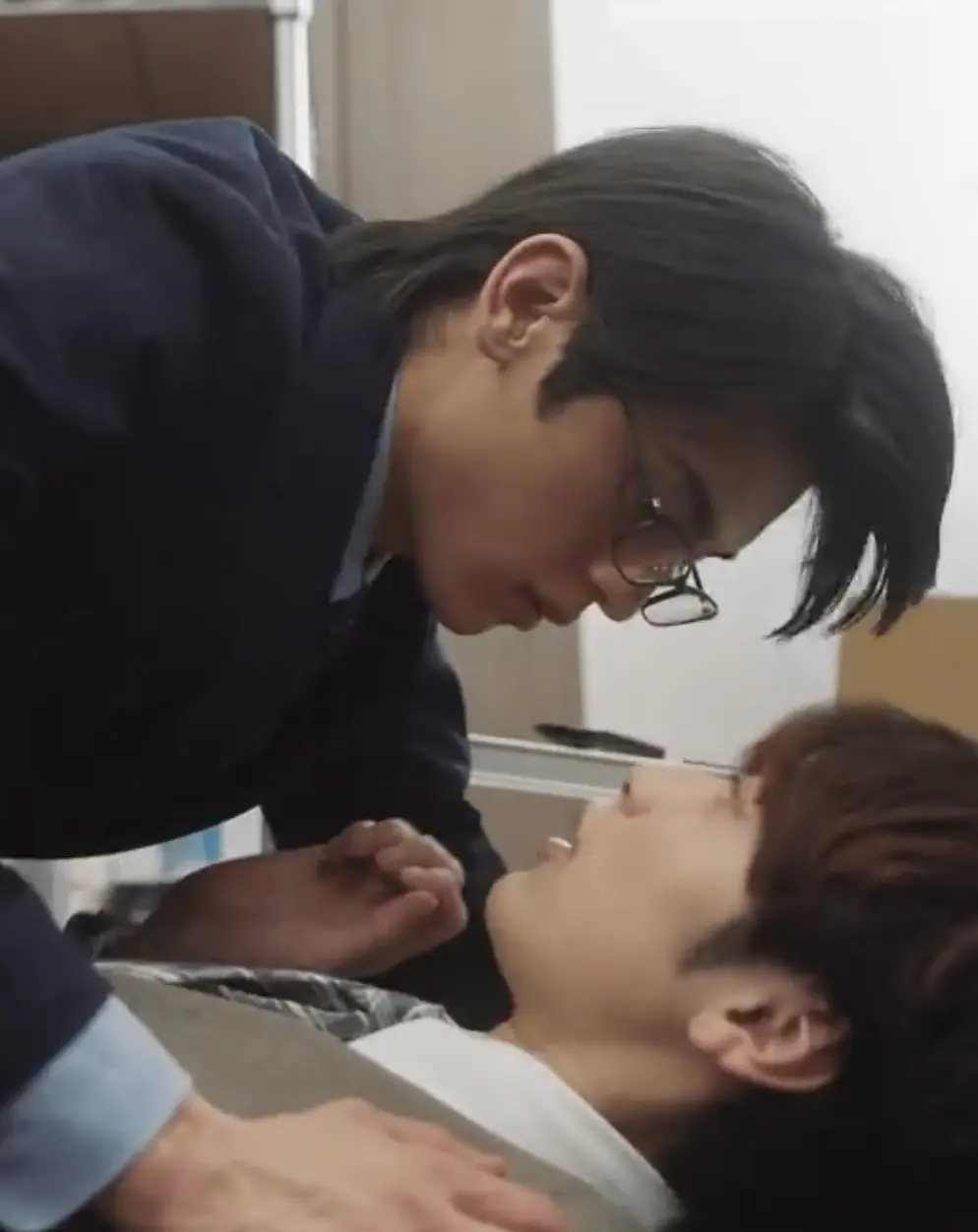 乖乖停下就有奖励1-30集免费观看-双男主短剧《乖乖停下就有奖励》高清在线-完整版资源下载