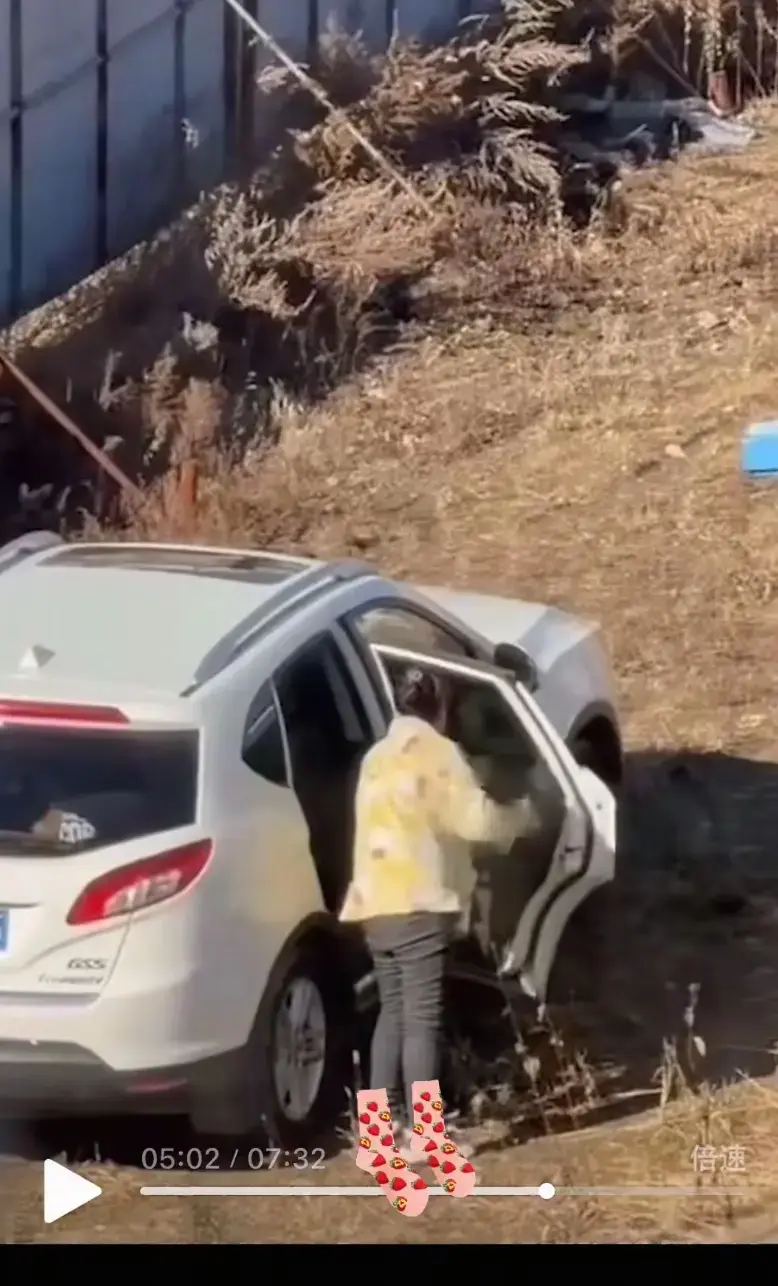 《吉DR3855传奇车》高清摇晃视频 - 辽源雪地网红打卡地实拍 - 免费观看无广告