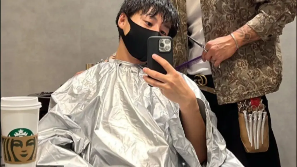 花臂夫夫免费观看高清完整版-《花臂/花臂老师/花臂凉太/花臂夫妇》10周年典藏版1-50集在线播放-花臂凉太纪念特辑HD画质迅雷/夸克双网盘下载