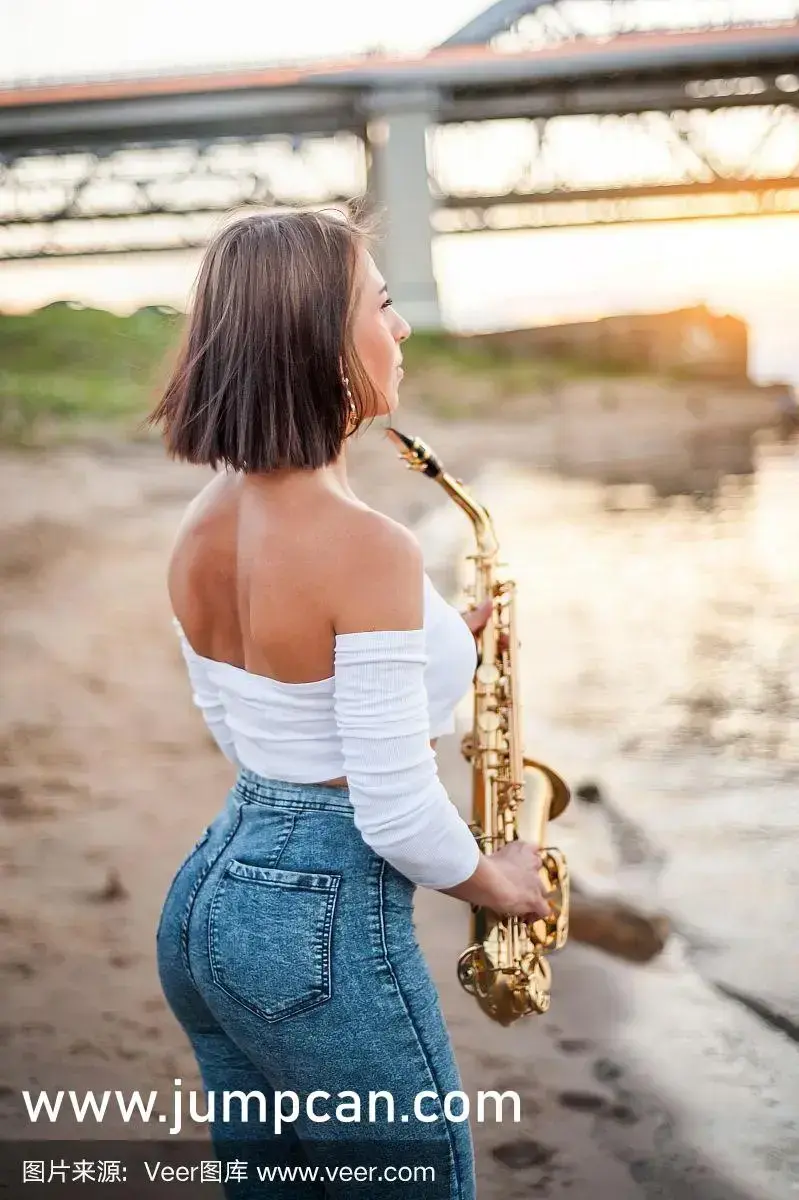 美丽小蜜桃3:探寻高清免费完整版在线观看-网盘资源高速下载-美国法国电影中文版-1080P高清画质未删减