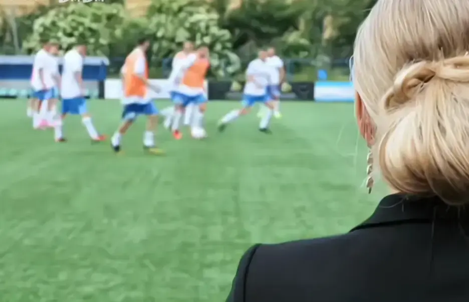 法国电影《footballersmoms》足球队的女老板们-高清完整版免费在线观看-footballersmoms全集资源