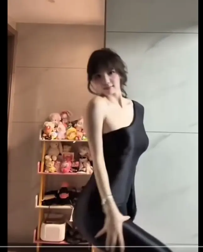 免费观看《sunny77拳套续集》全季无删减版-Sunny77拳套续集1080P高清画质-Sunny77系列关联剧集整合播放