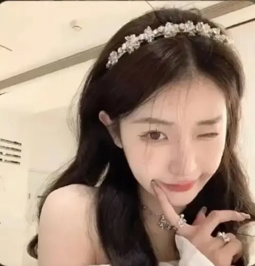 《李梨涡小睡神隐藏款》全集高清播放